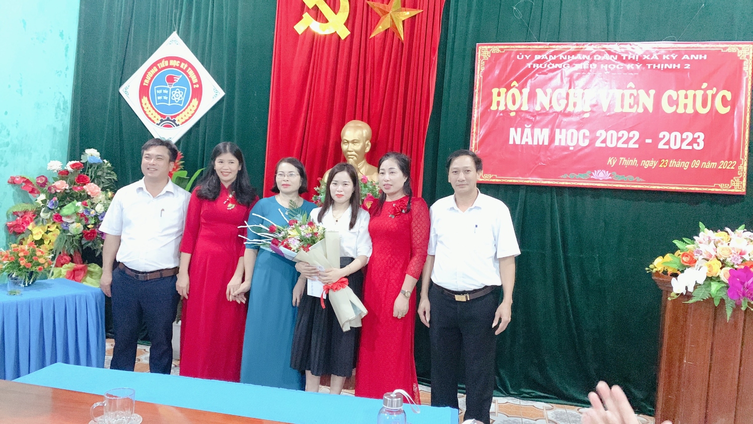 Hội Nghị Linh