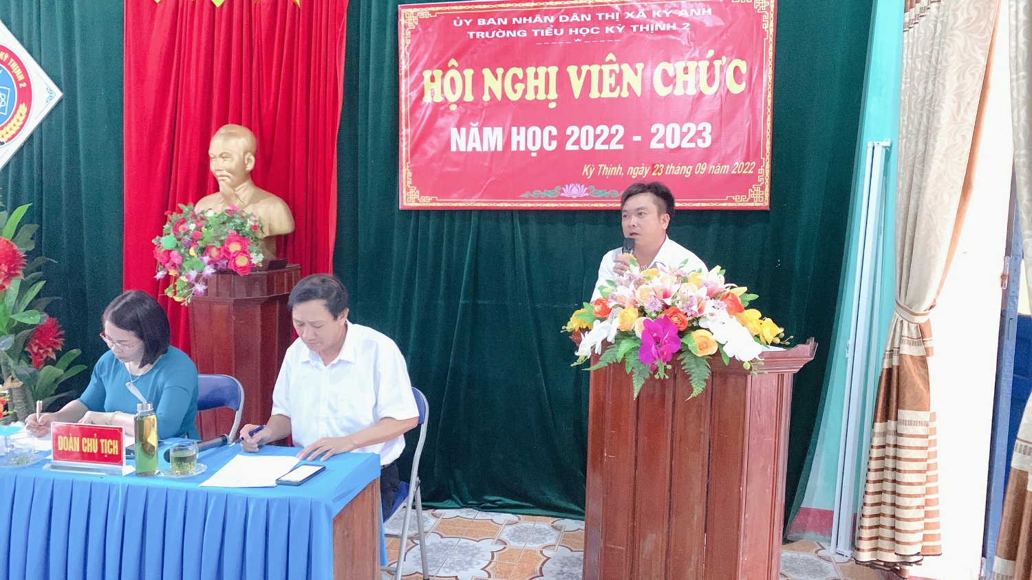 Hội nghị mạnh