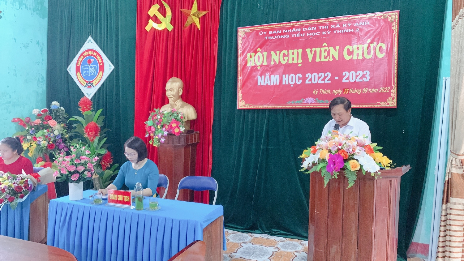 Hội ngị Tuấn