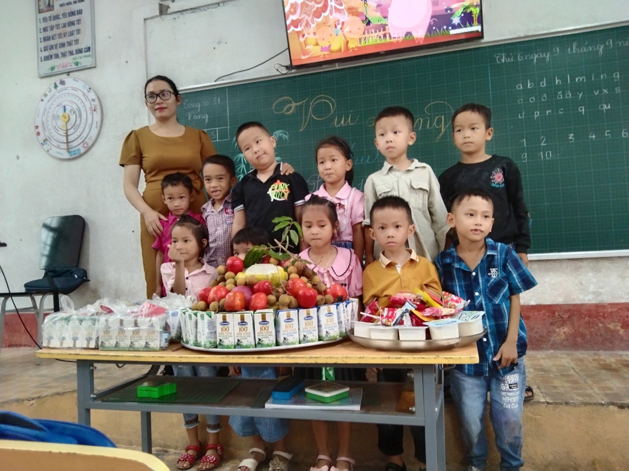 Trung thu 1B 2