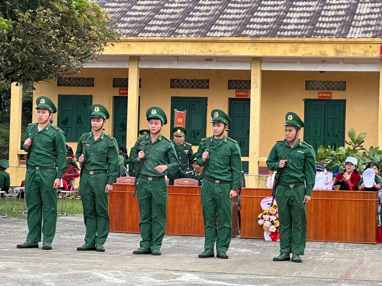 ẢNH HĐTN BIÊN PHÒNG 9