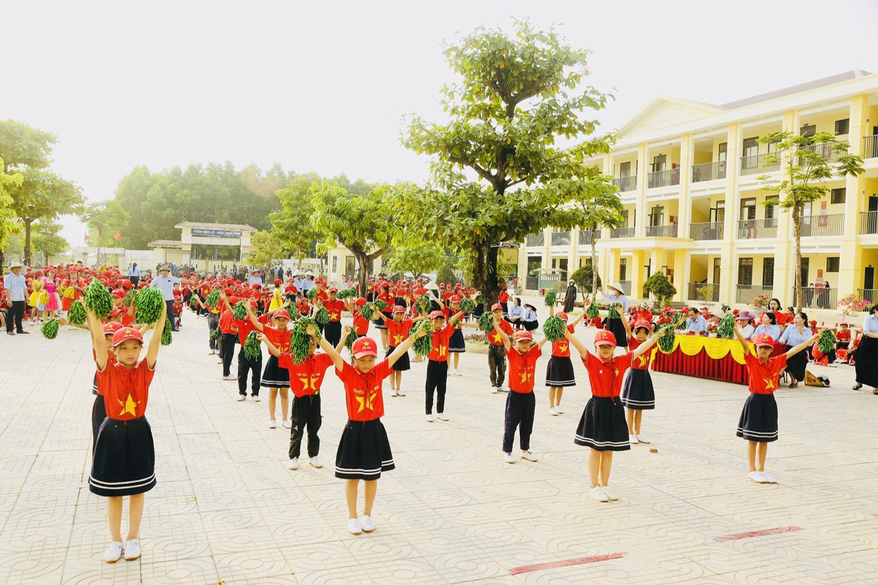 tiết mục 4E