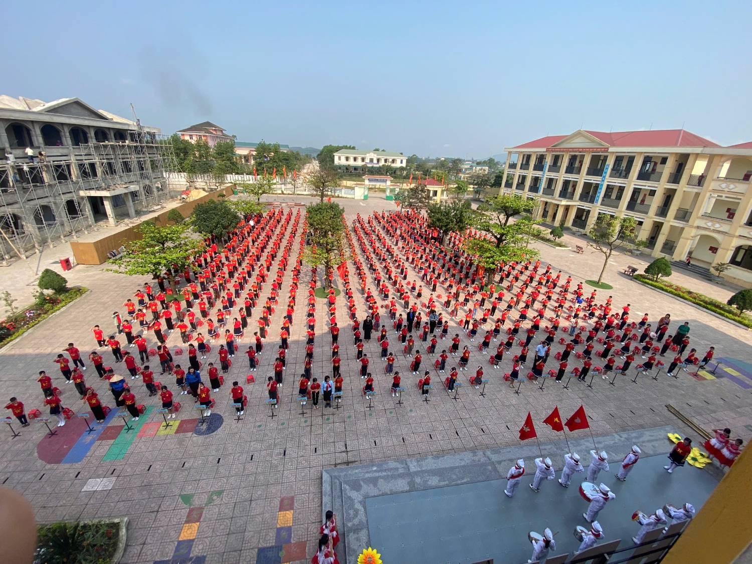 A Toàn cảnh