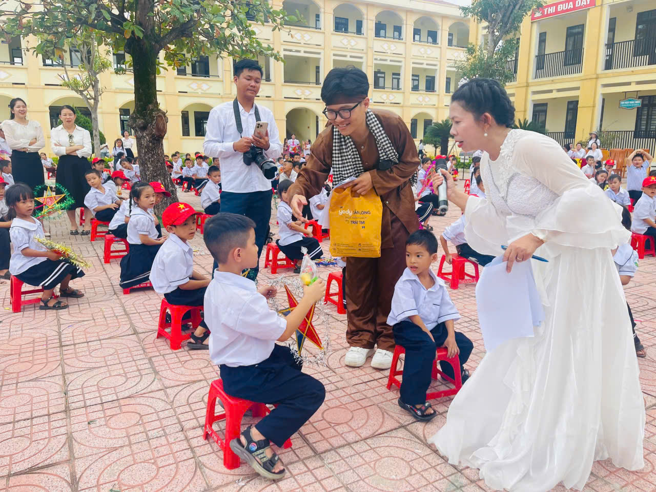 Giao lưu 3